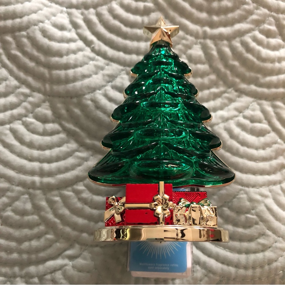 Sparkling Fiber Optics Christmas Tree Wallflower Fragrance Plug Bath & Body